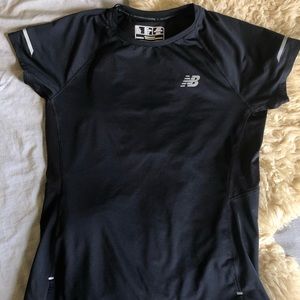 New balance active top